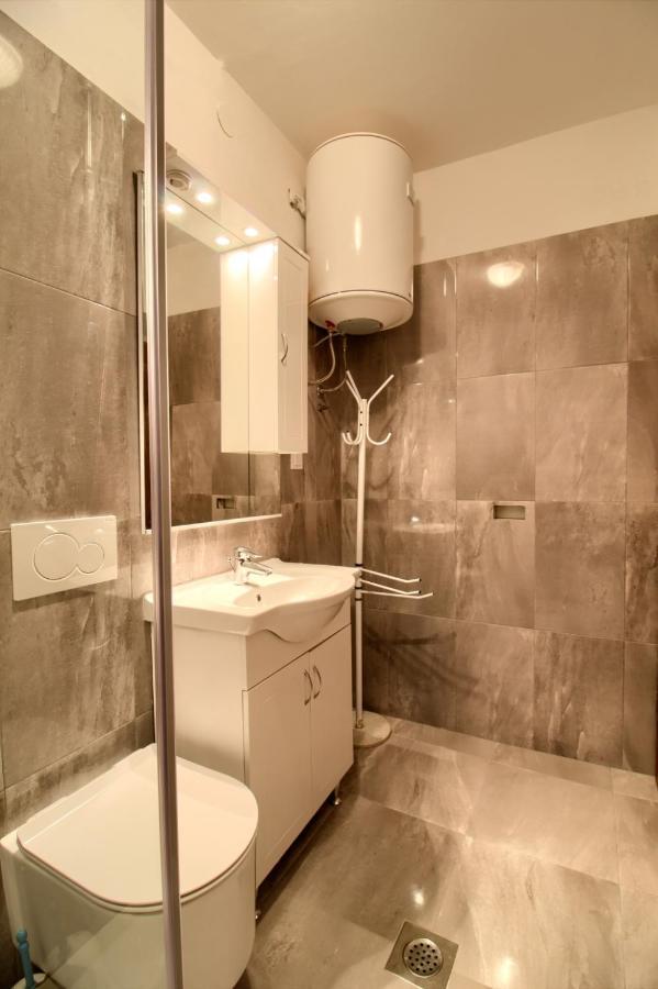 Apartments Sosic 罗维尼 外观 照片
