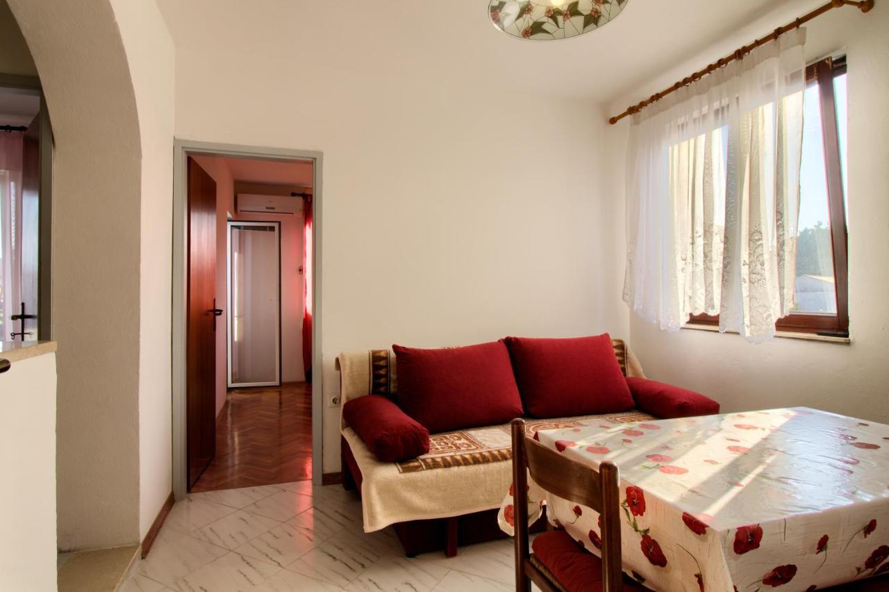 Apartments Sosic 罗维尼 外观 照片