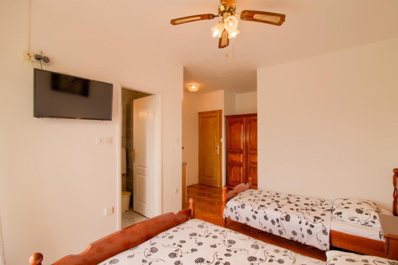 Apartments Sosic 罗维尼 外观 照片